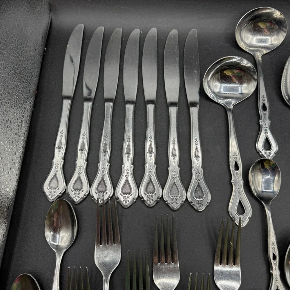 Vintage Rogers Autumn Ballad Flatware 33 Set Floral Stainless Steel Fork Serving